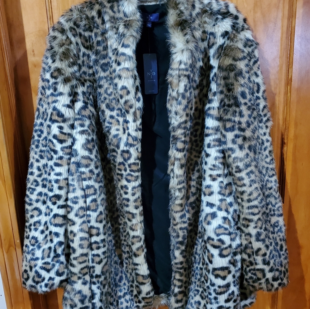 NYDJ Los Angeles Cheetah Print  faux fur Coat